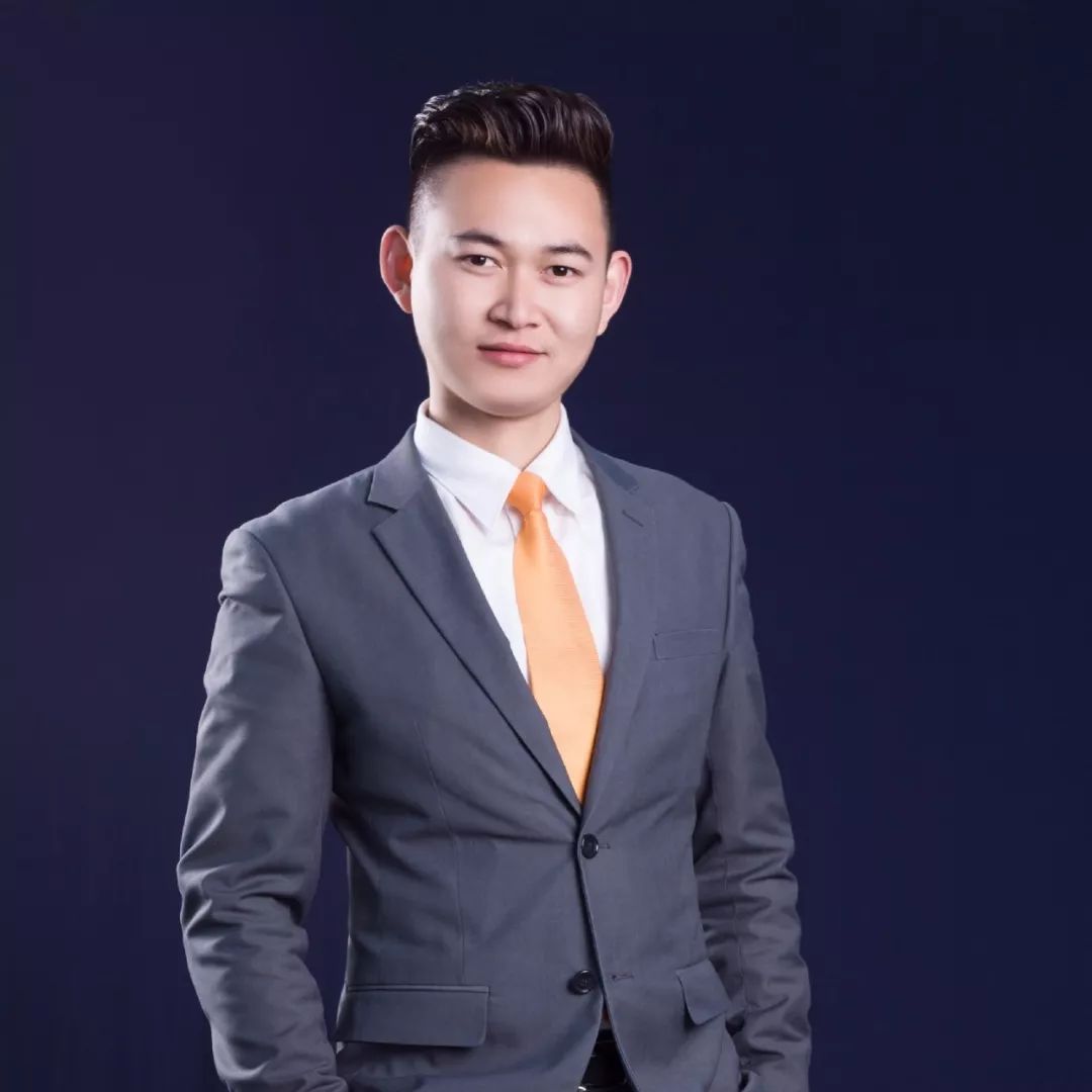 激烈碰撞!球坛精英迎接终极挑战,气势如虹 激烈碰撞!球坛精英迎接终极挑战,气势如虹