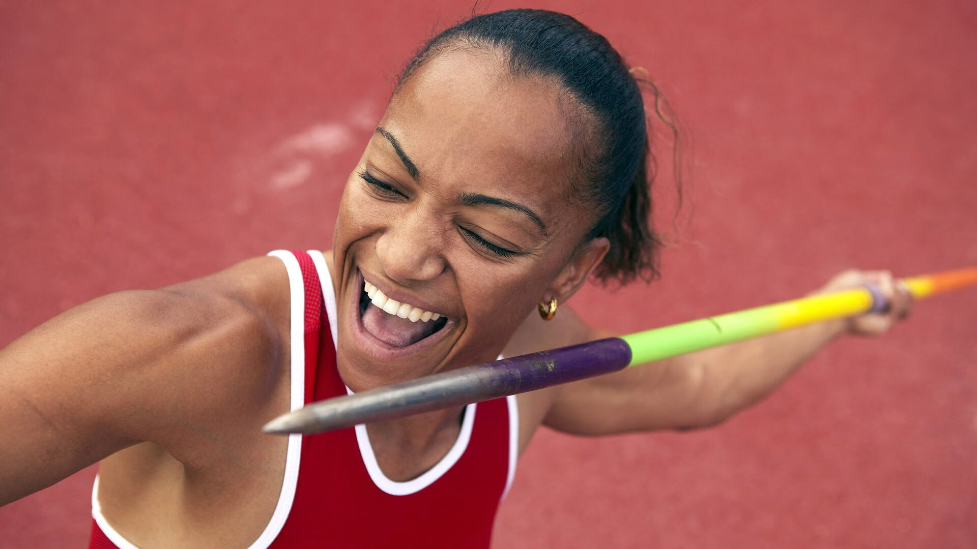 武切维奇，半决赛夜的无声教科书，瓦解巴黎的优雅锋芒